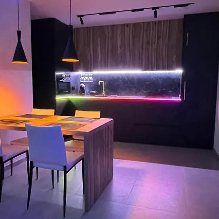 Lujo En El Centro Con Parking Privado 1 آدرا